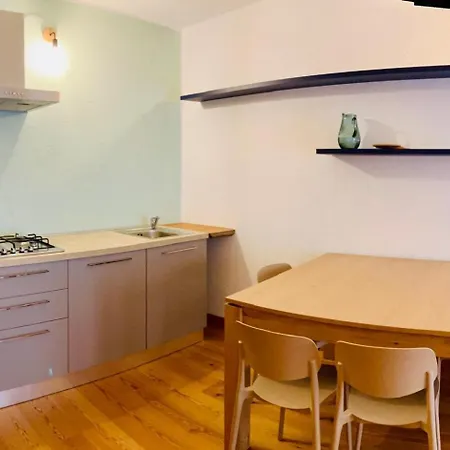דירה Spacious, Renovated In The Center Of פרג'לאטו